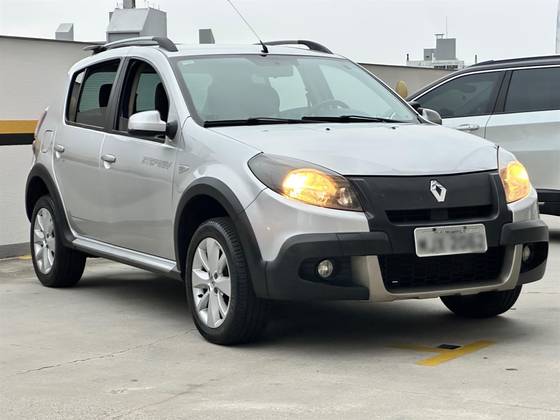 RENAULT SANDERO 1.0 EXPRESSION 16V FLEX 4P MANUAL